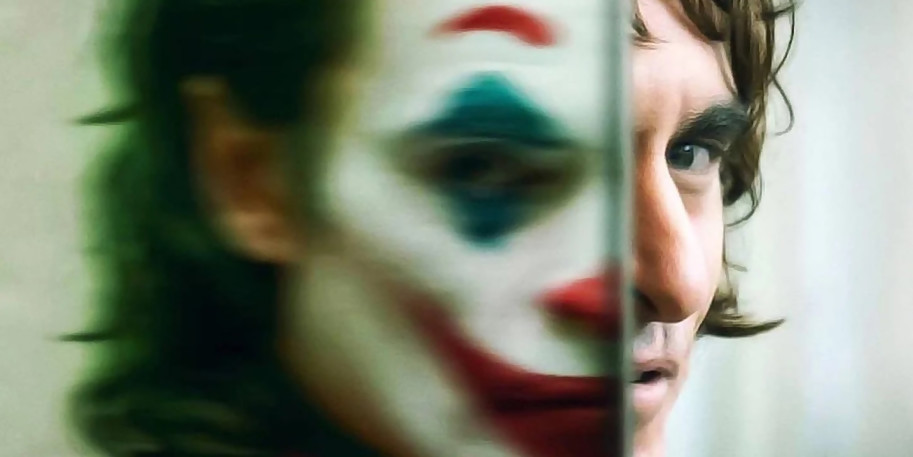 Joker: ¡Joaquin Phoenix se vuelve loco en una entrevista molesto por una pregunta sobre la violencia!