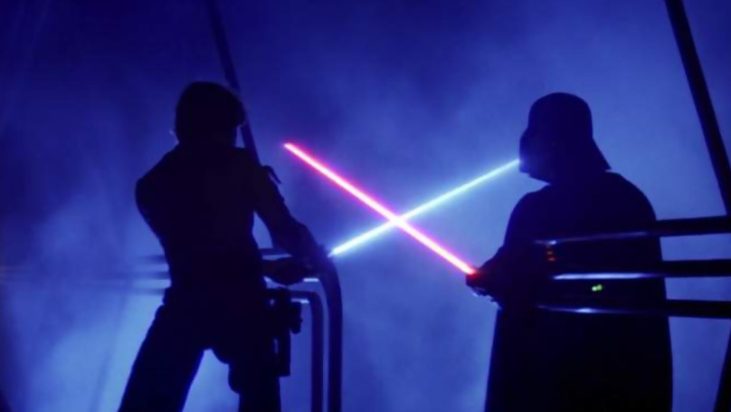 Star Wars: New Yorkers Traffic Lightsabers After Blackout