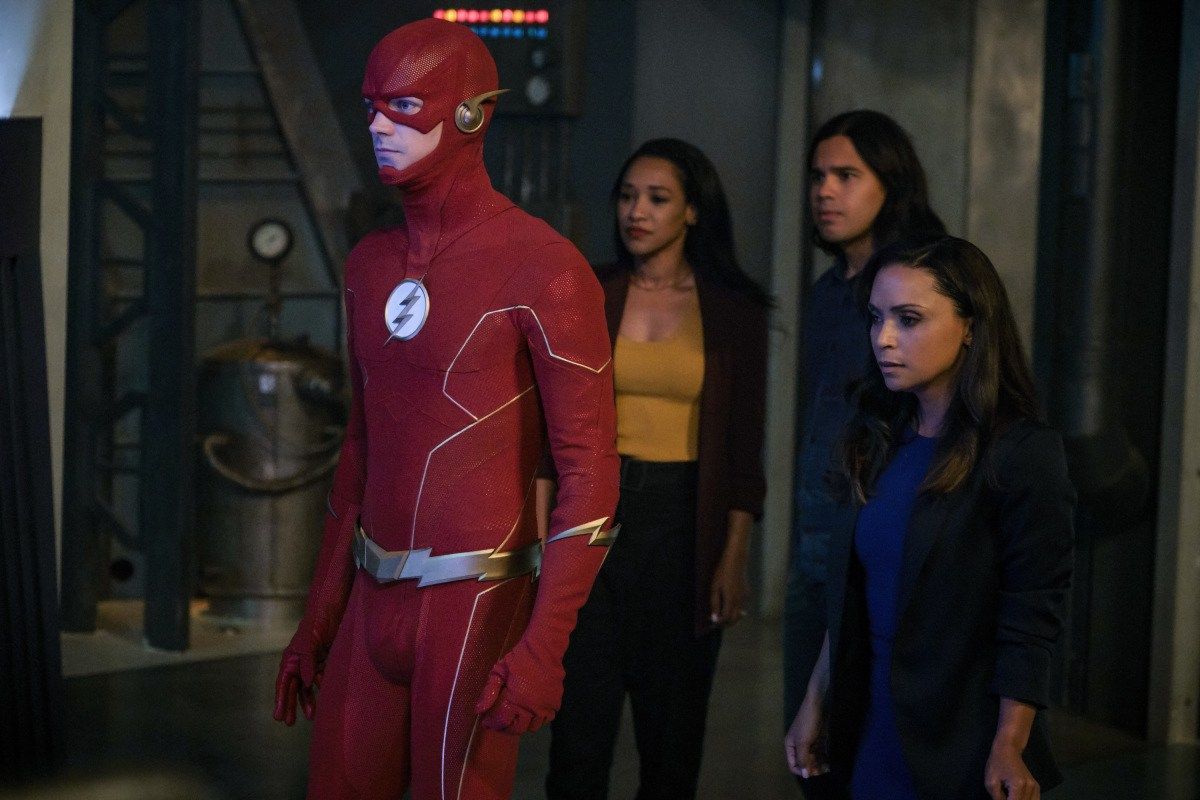 Crisis de CW se vislumbra en el nuevo trailer de Flash