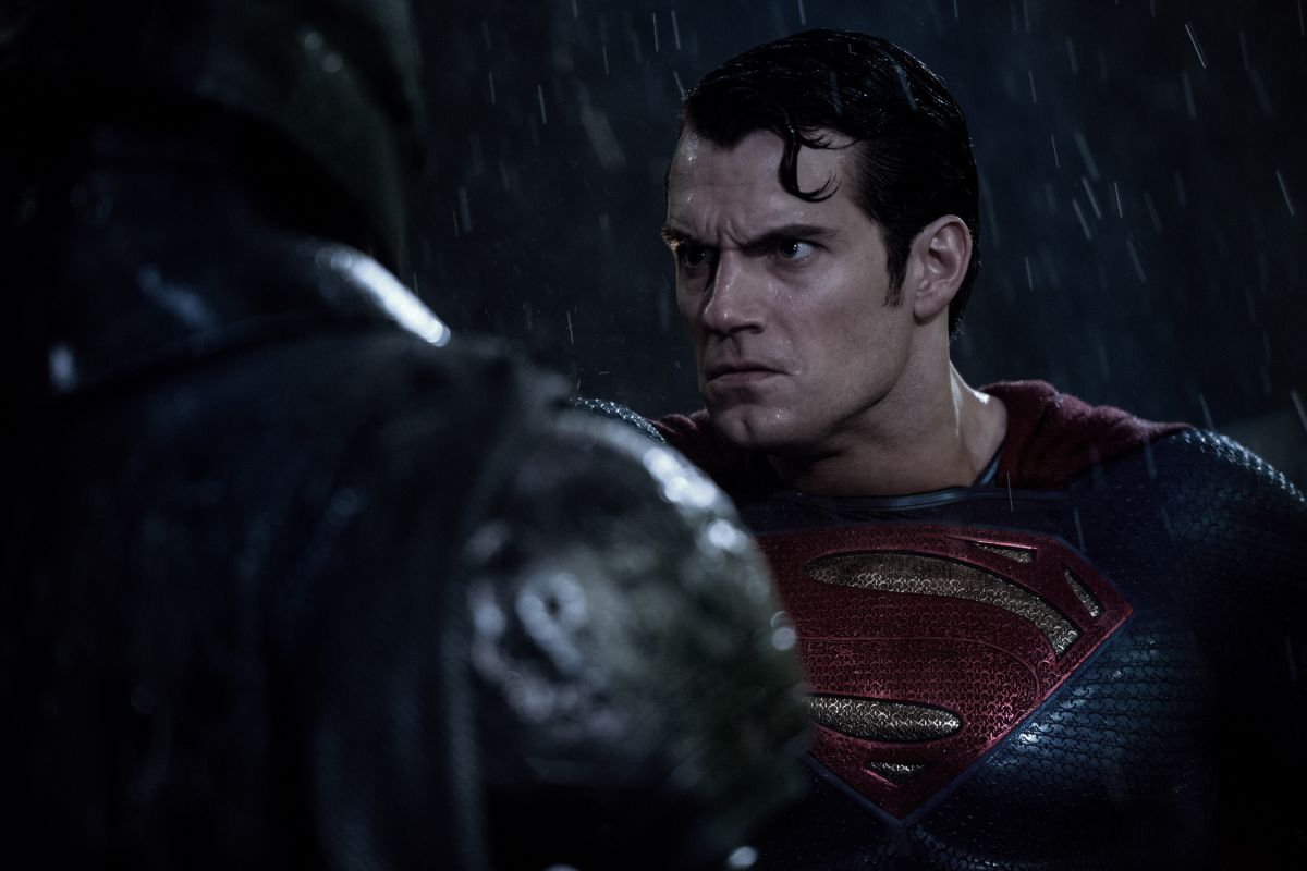 Geoff Johns co-dirigirá DC Films para Warner Bros. después de la reacción violenta de 'Batman v Superman'