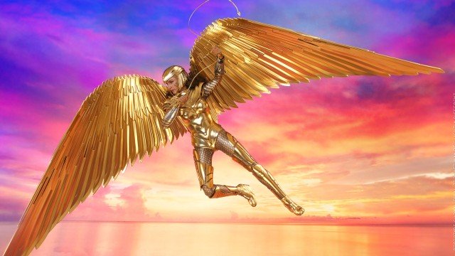 La última figura de 1984 de Wonder Woman de Hot Toys extiende sus alas doradas