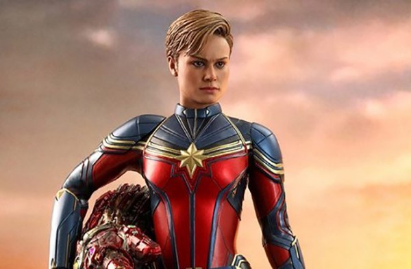 Hot Toys presenta la figura coleccionable de Captain Marvel Avengers Endgame Movie Masterpiece