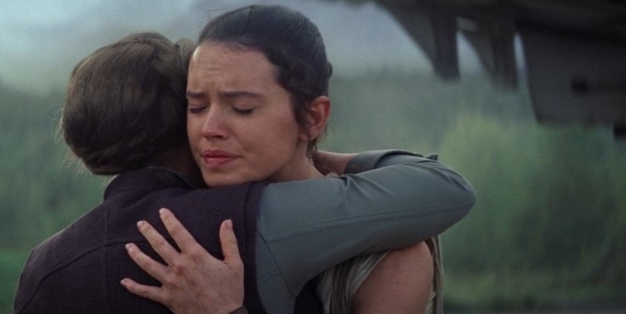 JJ Abrams se lamenta de que Leia y Chewbacca no se abrazaron en Star Wars: The Force Awakens