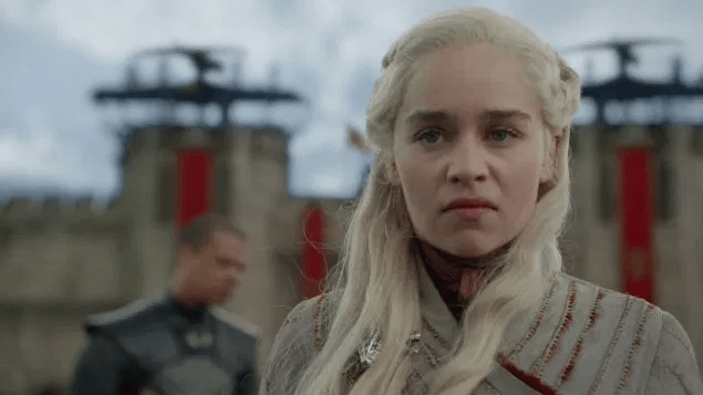 Peter Dinklage cree que los fanáticos de Game of Thrones deberían haber visto venir la caída de Daenerys