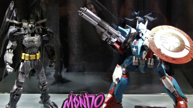 Comic-Con: Mechs de superhéroes de Mondo Toys, He-Man y más