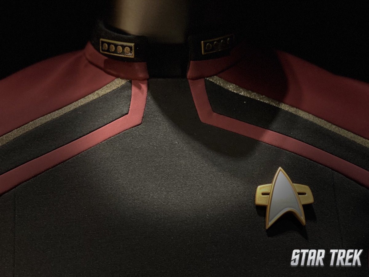 Primer vistazo al uniforme de almirante de la Flota Estelar de Jean-Luc Picard de Star Trek: Picard