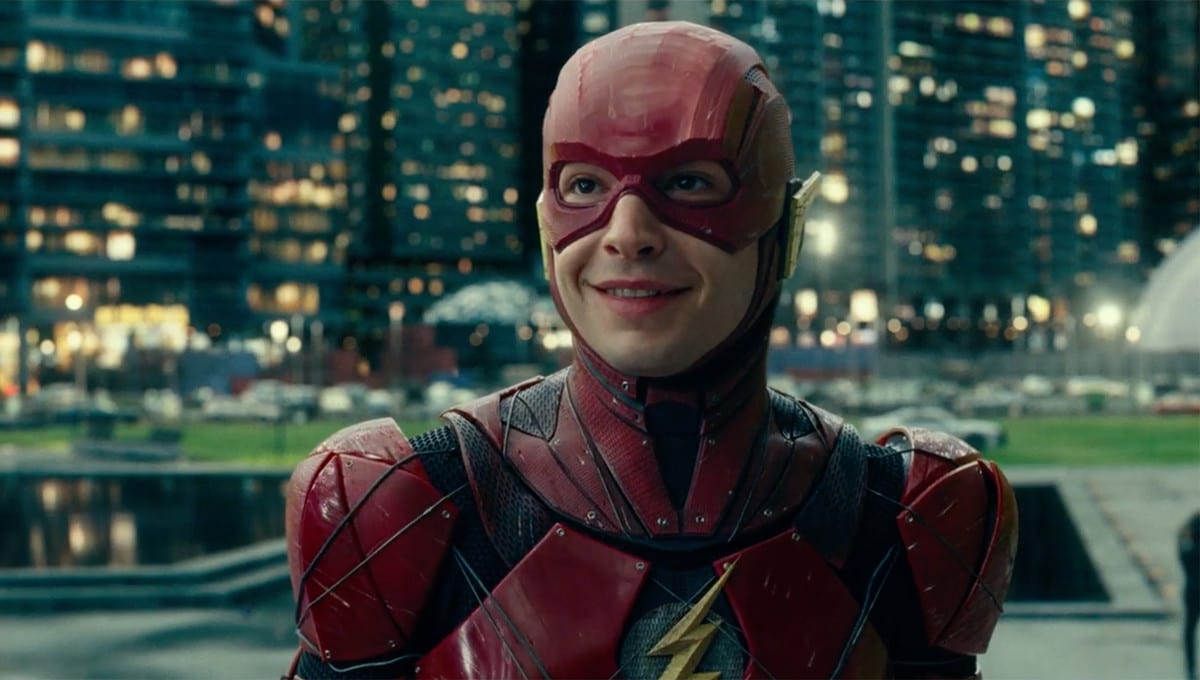 Ezra Miller ofrece actualizaciones sobre la película The Flash, dice que 'despertará' un multiverso completamente nuevo