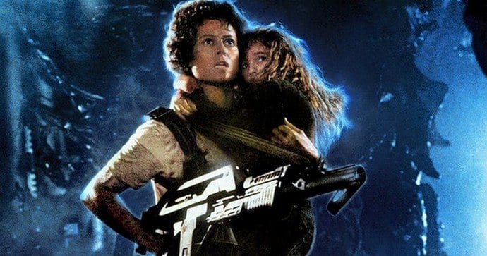 ACTUALIZACIÓN: Ellen Ripley y Newt aparecieron en un final alternativo de The Predator