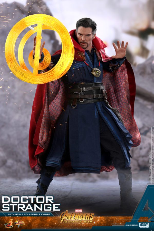 Hot-Toys-AIW-Doctor-Strange-collectible-figure-3-600x900 
