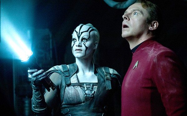 Simon Pegg culpa a una mala campaña de marketing por el desempeño de taquilla de Star Trek Beyond
