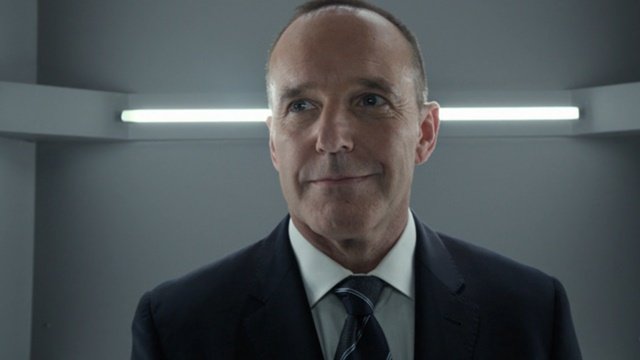 Agentes de SHIELD, Clark Gregg, habla de interpretar a Coulson como LMD