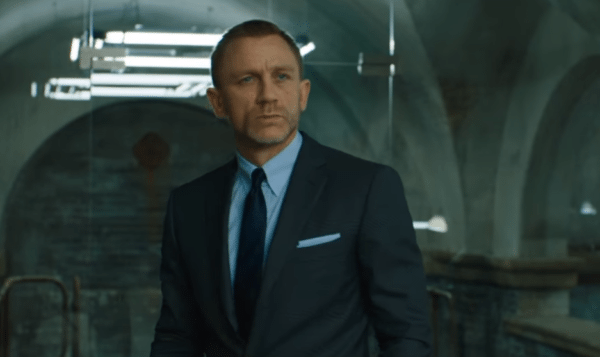 Daniel-Craig-Skyfall-trailer-screenshot-600x357 