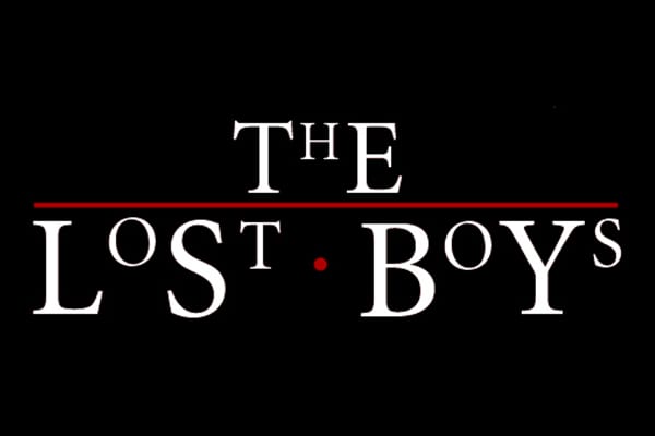 El productor de Lost Boys dice que el piloto de TV rediseñado 'va a tener mucho en común con la película'