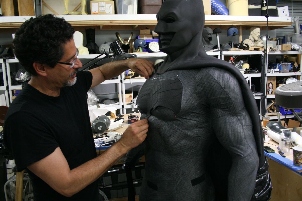Ironhead Studio: conoce al hombre que creó los trajes para 'Batman v Superman' (video)