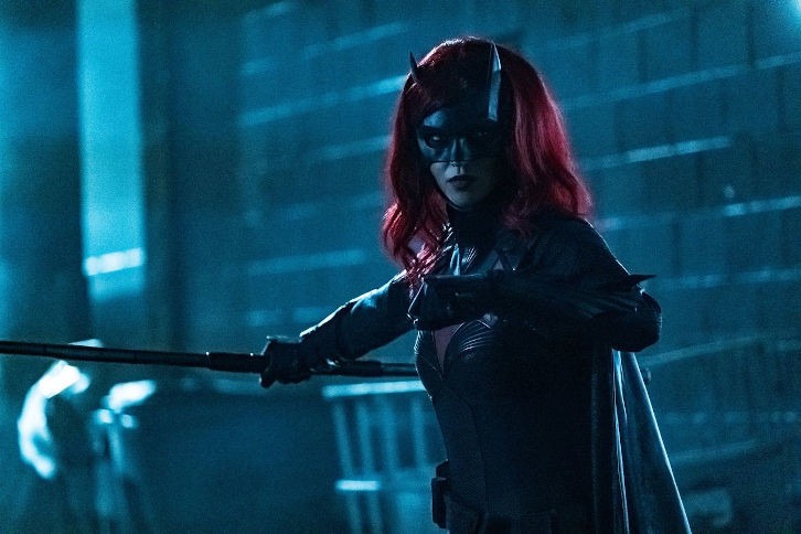 Batwoman Season 1 Episode 8 Review - 'A Mad Tea Party'