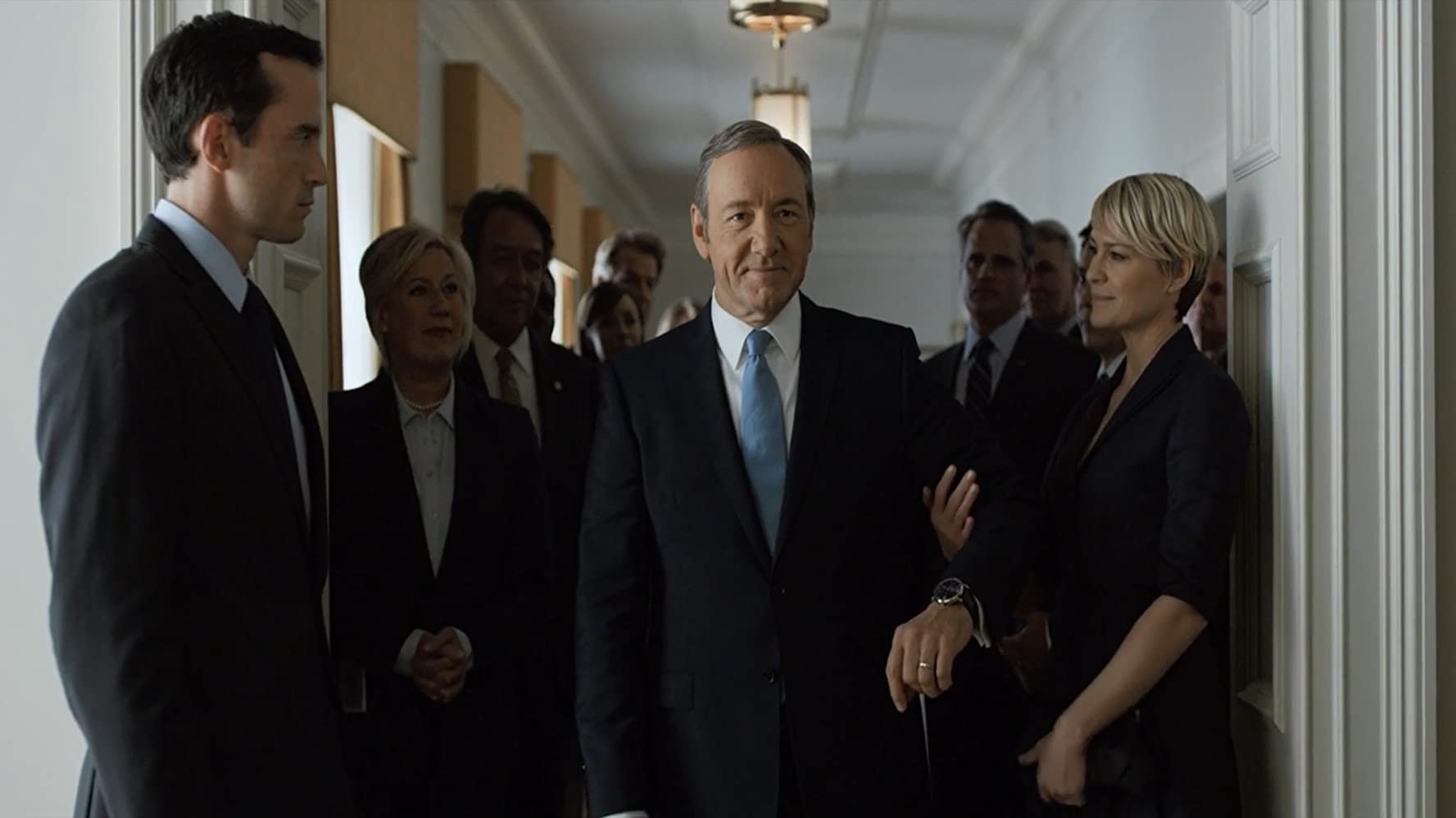 Kevin Spacey, Robin Wright y Nathan Darrow en House of Cards (2013)