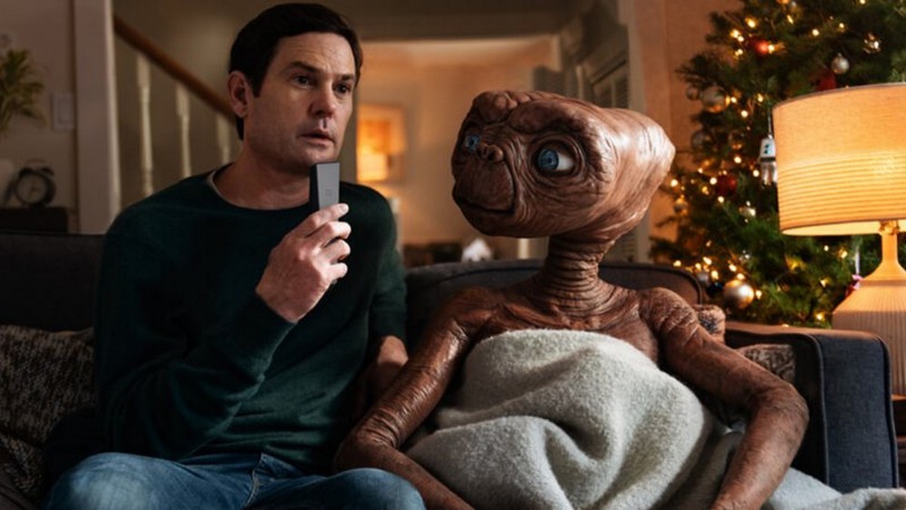 ET actor The Extraterrestrial es acusado por la policía de falsificar la prueba después del arresto