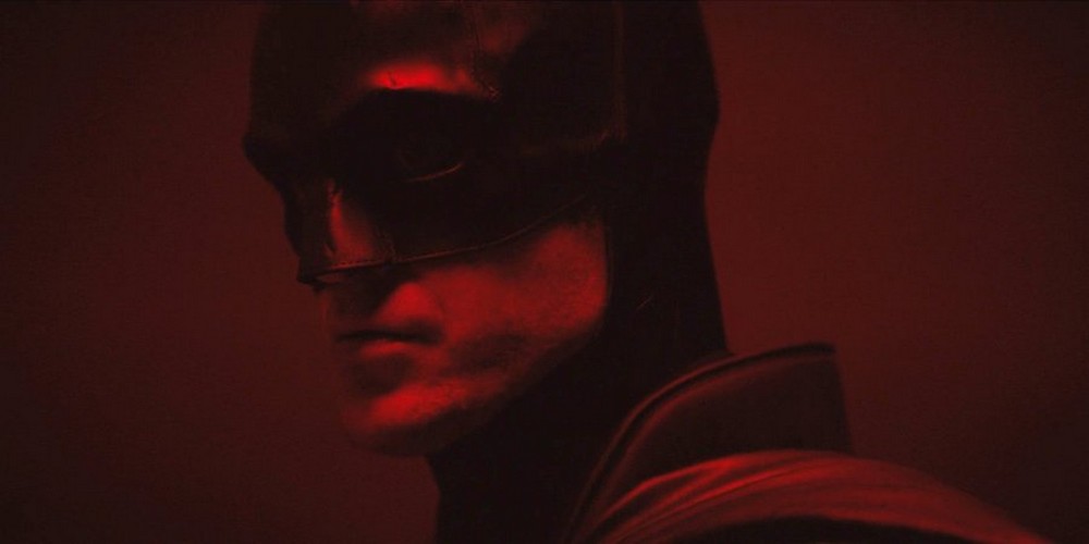 The Batman - artistas imágenes en color de Robert Pattinson con el disfraz de héroe
