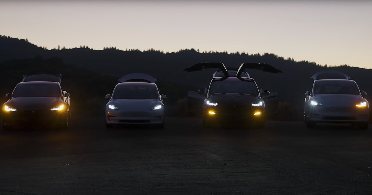 La actualización del espectáculo de luces de Tesla convierte a su automóvil en la estrella