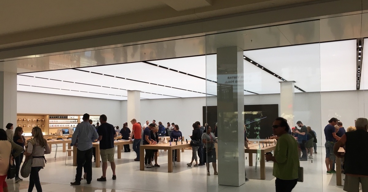 Apple Store at Park Meadows