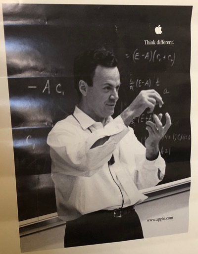 Piense diferente: el físico Richard Feynman.