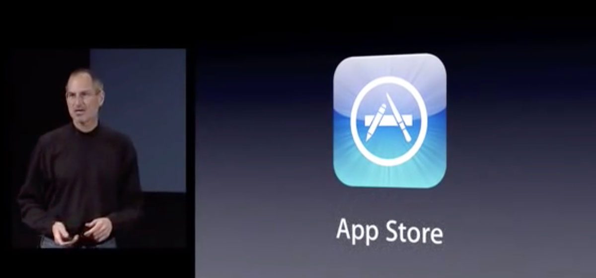 Steve Jobs presenta la App Store en 2008
