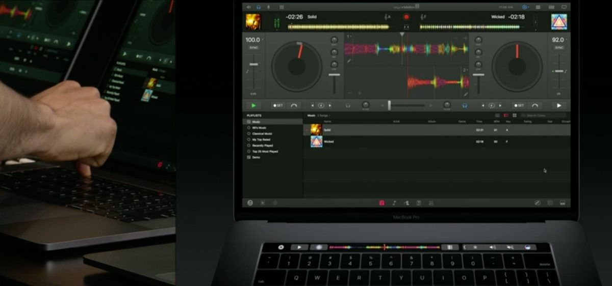Demostración de MacBook Pro con Touch Bar DJ en 