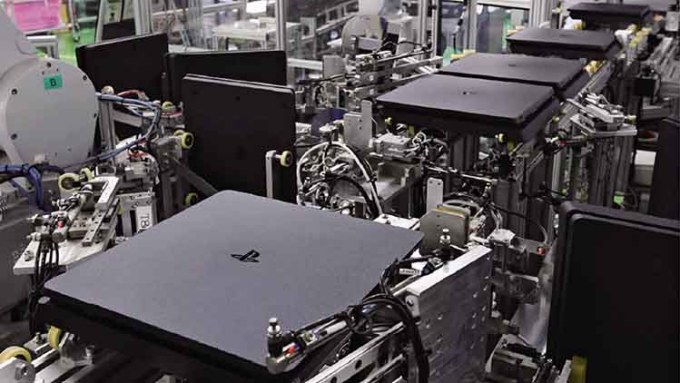 La fábrica de Playstation 4 de Sony dominada por robots