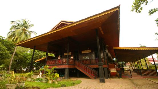 casa adar de sulawesi del sur: tribu luwuk