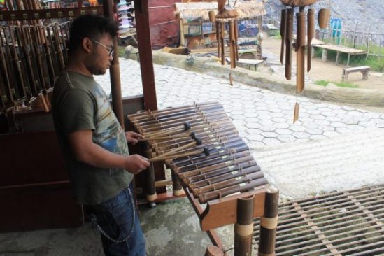 Instrumento musical tradicional de Calung