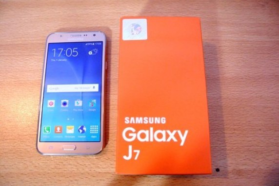 Precio de Samsung J7