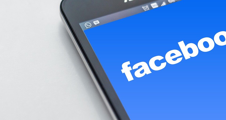 Cinco empresas dejan de anunciarse en Facebook por cuestiones de racismo