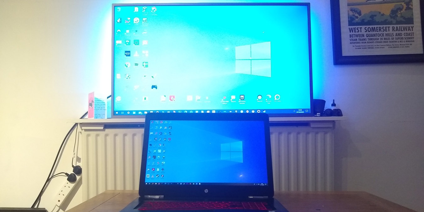 Cómo conectar una computadora portátil a un televisor (o monitor externo)