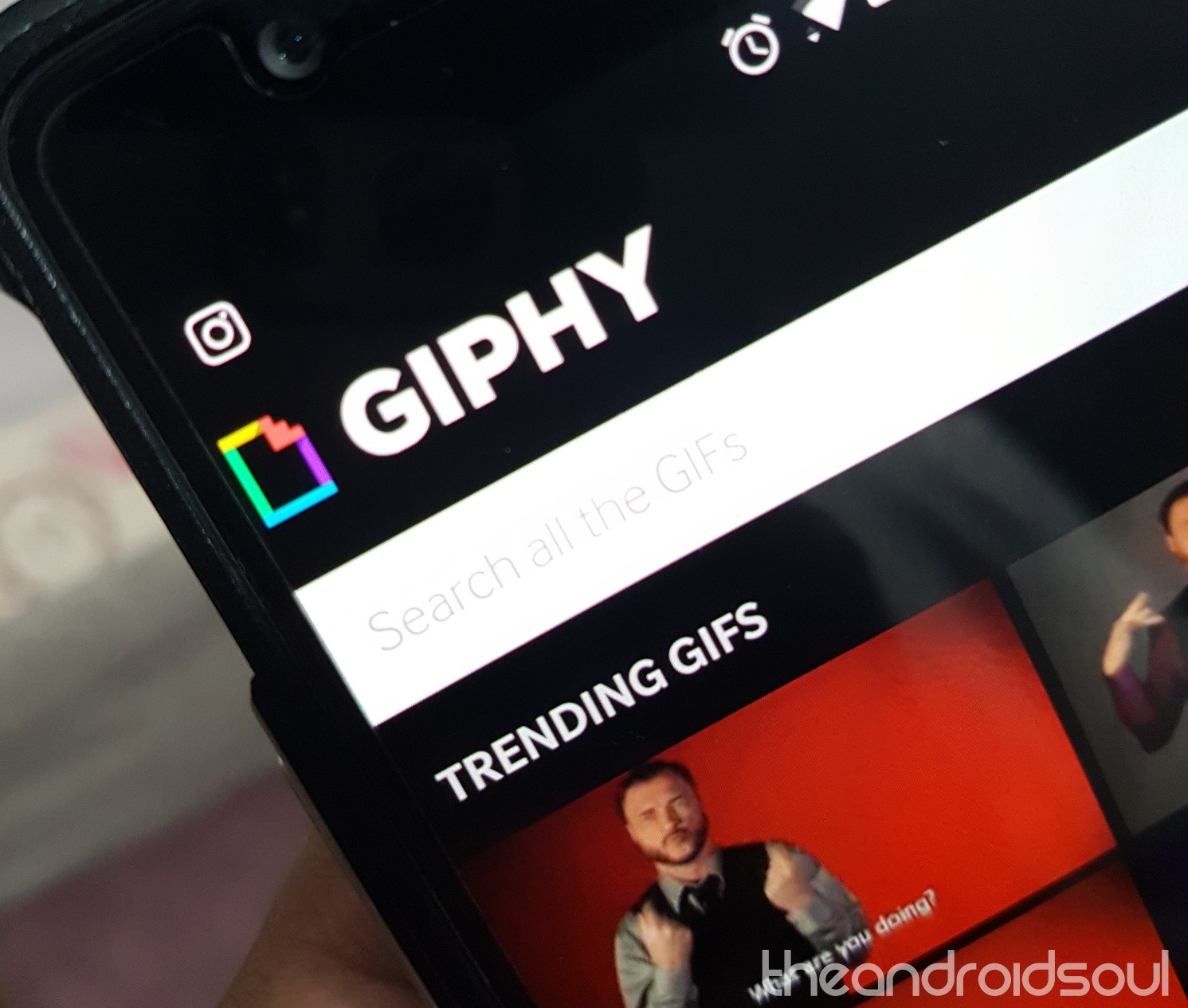Cómo encontrar y descargar imágenes GIF en teléfonos móviles Android