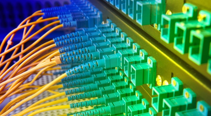 Comprensión de la fibra óptica y sus funciones, ventajas y desventajas de la fibra óptica para fines de red