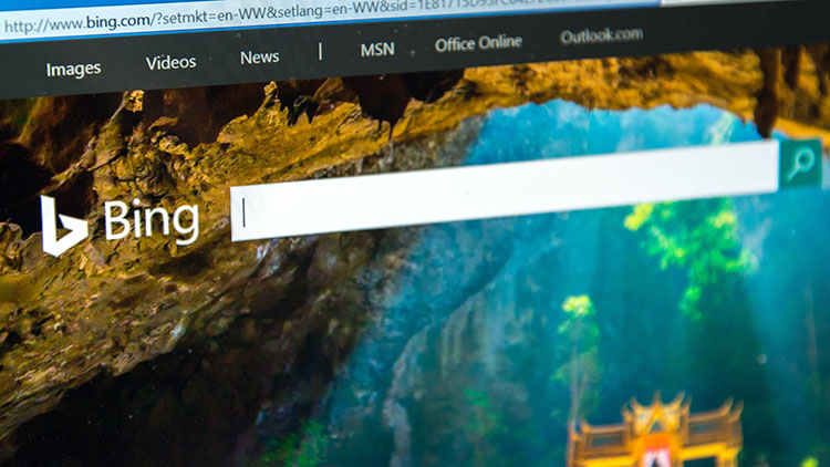 Edge pide a los usuarios que establezcan el motor de búsqueda predeterminado de Bing