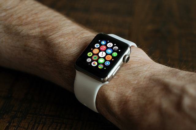 El Apple Watch ahora lo usan más de 100 millones de personas