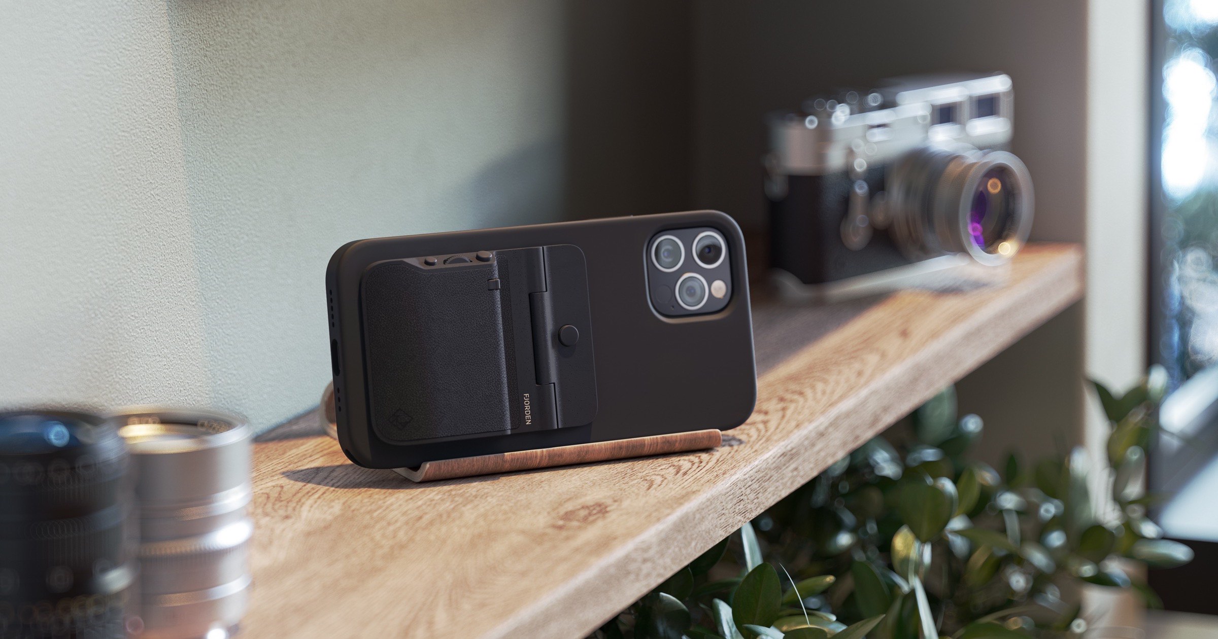 Fjorden iPhone Camera Grip Launches on Kickstarter
