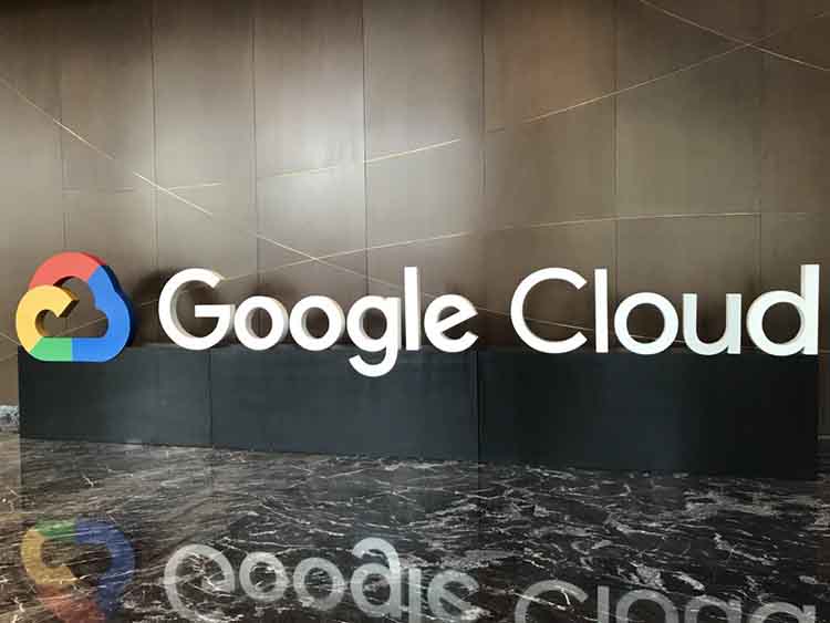 Kominfo colabora con Google Cloud para construir un centro de datos
