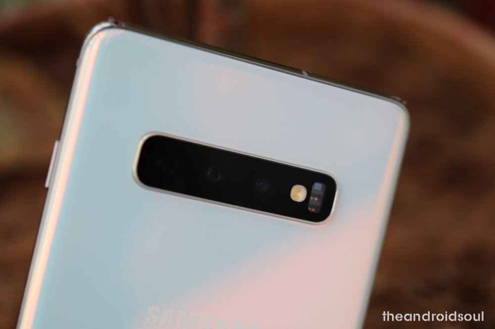 Samsung Galaxy S10 Plus call and message continuity update