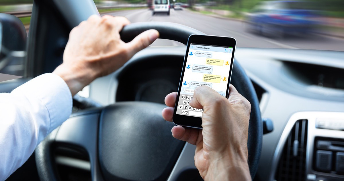 Las cámaras de tráfico pronto podrían saber si envía mensajes de texto y conduce