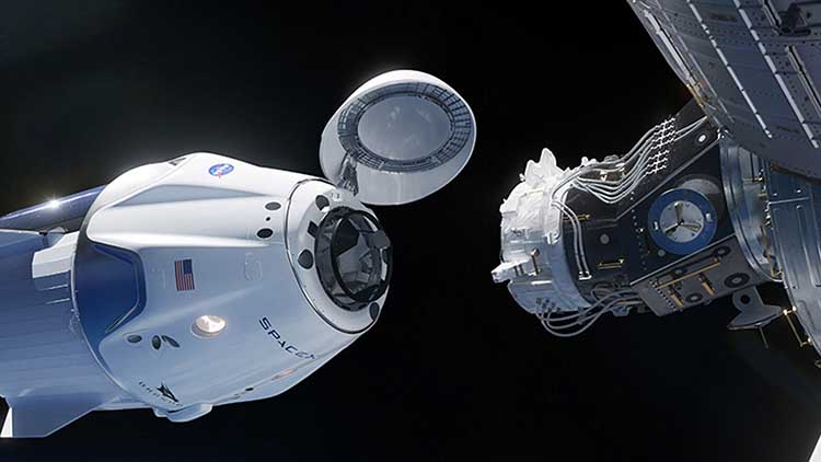 Los astronautas de SpaceX se acoplaron con éxito a la ISS de forma manual y construyen una nueva historia