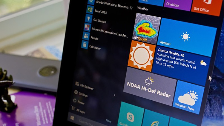 Microsoft presenta nuevas funciones de noticias y clima en la barra de tareas de Windows 10