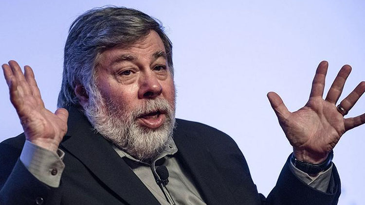 Steve Wozniak decepcionado con el iPhone 13
