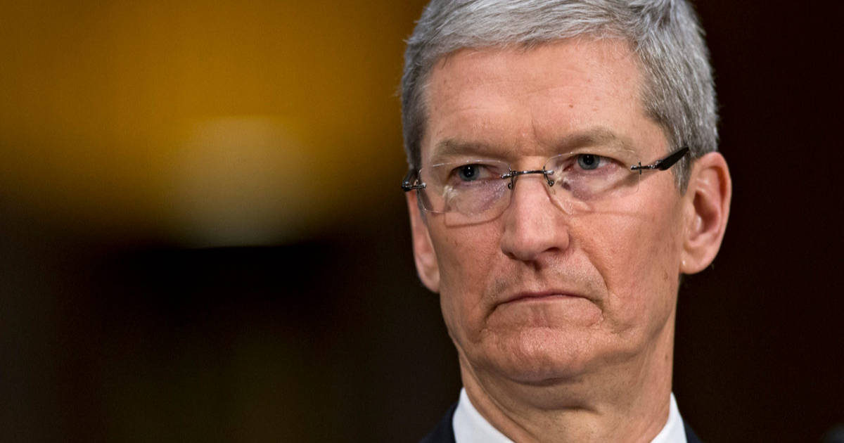 Tim Cook angry about Donal Trump import tariffs