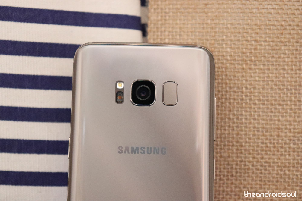 ¿La pantalla del Galaxy S8 sigue apagándose durante las llamadas?  Aquí se explica cómo solucionarlo.