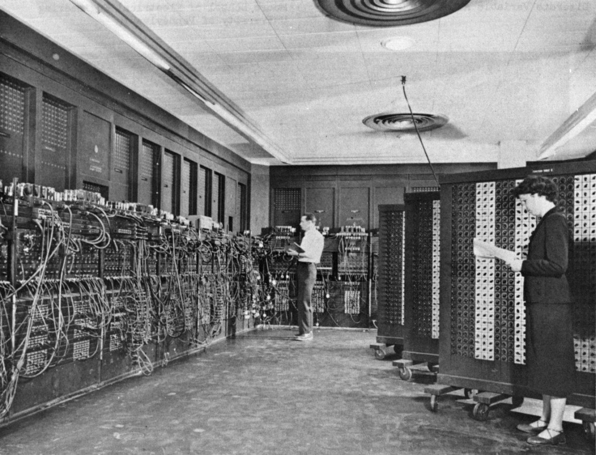 ¿Qué es ENIAC?  Conoce ENIAC (Integrador Numérico Electrónico y Computador)